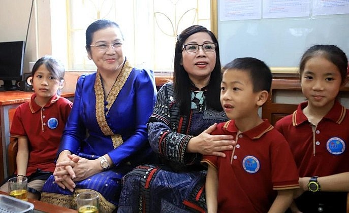 Phu nhân hai Thủ tướng Việt Nam và Lào thăm tỉnh Thái Bình
