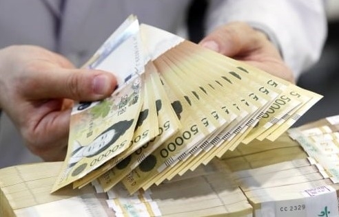 Tỷ giá Won Hàn Quốc hôm nay 7/1/2024: Vietcombank và Vietinbank giữ nguyên giá, chợ đen tiếp đà giảm