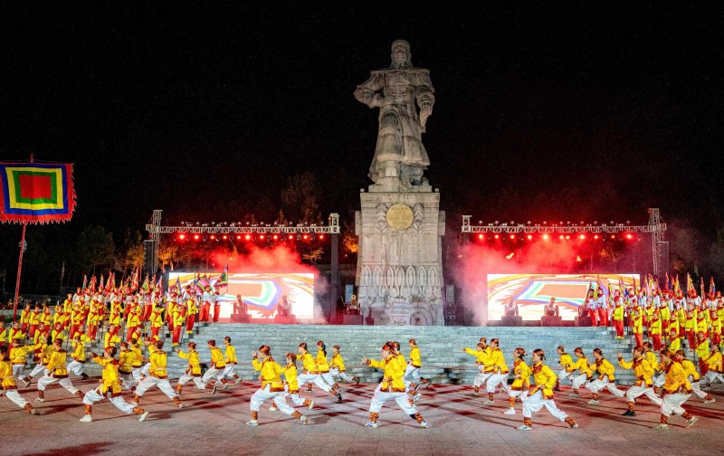 Thừa Thiên Huế: Tái hiện lễ đăng quang Hoàng đế Nguyễn Huệ lên ngôi