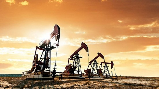 Thị trường dầu tuần qua biến động trước loạt dữ liệu mới