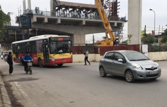 Doanh thu sụt giảm, Hà Nội muốn dừng 6 tuyến xe buýt trợ giá