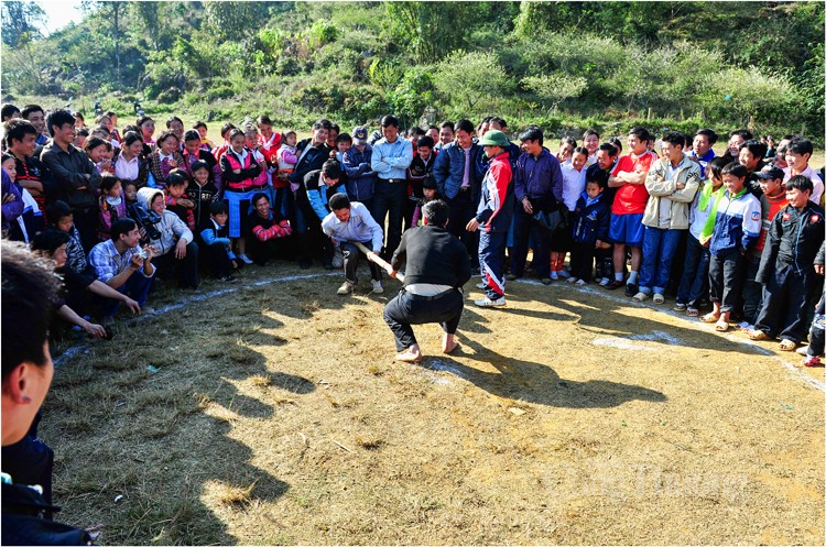 Trải nghiệm ngày Tết cổ truyền dân tộc Mông tại Hang Kia, Pà Cò