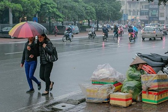 Dự báo thời tiết Hà Nội hôm nay 15/1/2024: Hà Nội sáng sớm có mưa phùn và sương mù