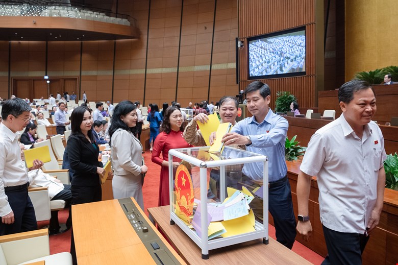 Chủ tịch Quốc hội: “Giữa được việc và không làm mất lòng, tôi xin chọn được việc”