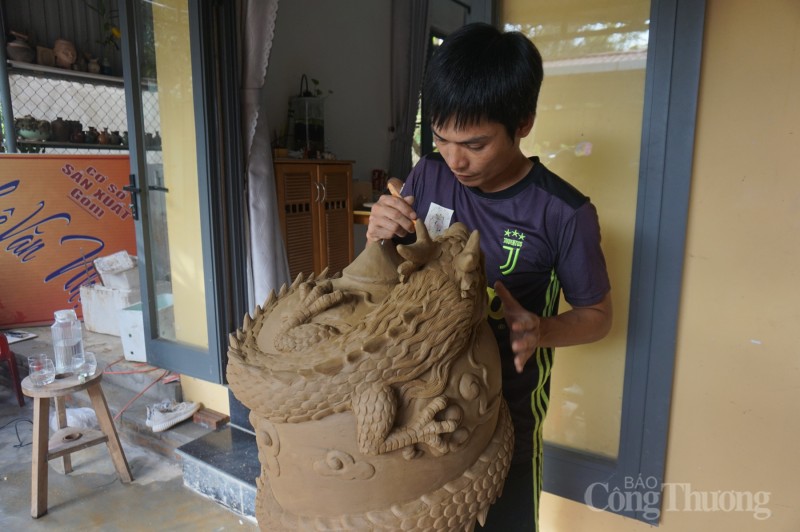 Quảng Nam: Làng gốm 500 tuổi tất bật sản xuất linh vật rồng phục vụ Tết Giáp Thìn 2024