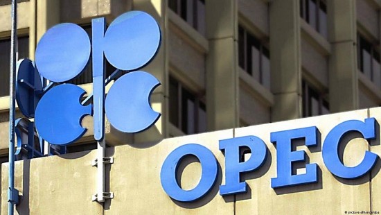 OPEC dự báo nhu cầu dầu; thị trường ngóng chờ thông tin từ Mỹ
