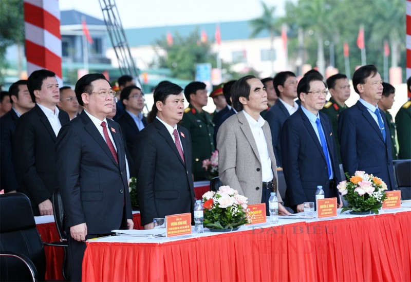 Chủ tịch Quốc hội Vương Đình Huệ dự Lễ đón nhận Huân chương Lao động hạng Ba của X.Nghi Xuân, Nghệ An