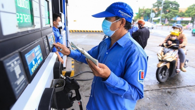 Giá xăng dầu hôm nay ngày 8/6/2024: Dầu thế giới “quay xe” giảm nhẹ sau dữ liệu việc làm của Mỹ
