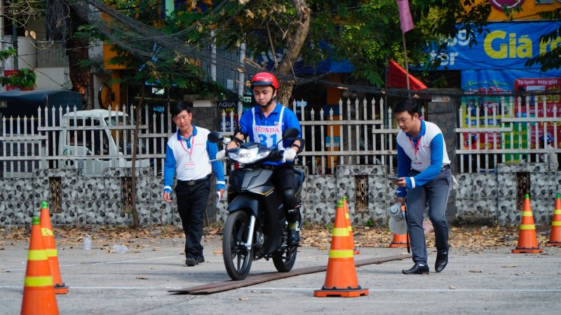 Honda Việt Nam tuyên dương các HEAD xuất sắc nhất trong hoạt động đào tạo an toàn giao thông
