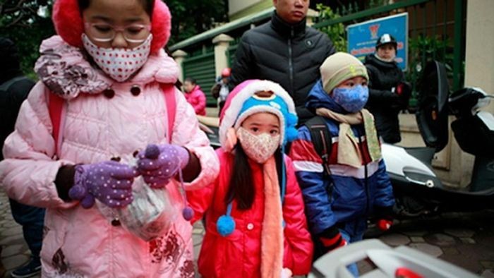 Nhiều trường tại Hà Nội cho học sinh nghỉ học do rét hại dưới 10 độ C