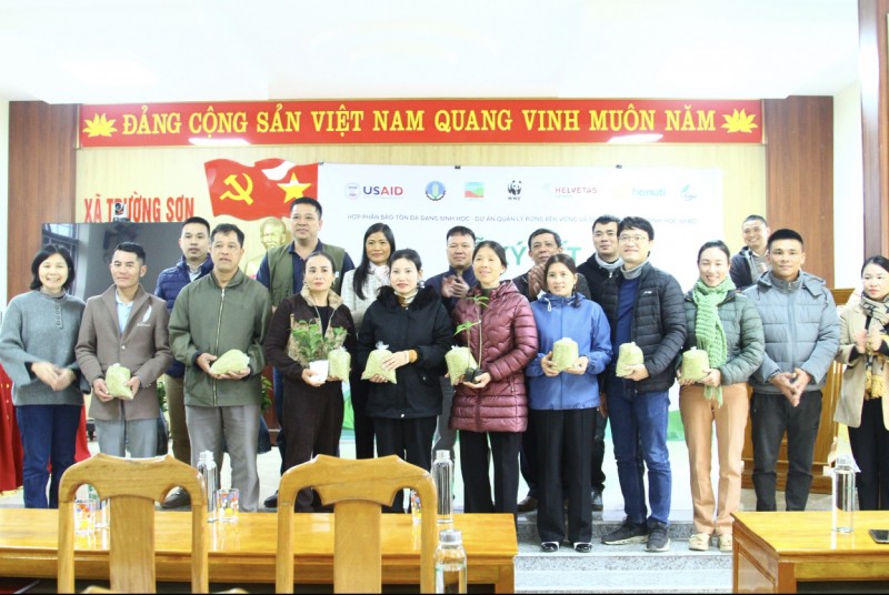 Quảng Bình: Hỗ trợ trang thiết bị máy sản xuất nông nghiệp cho xã miền núi Trường Sơn