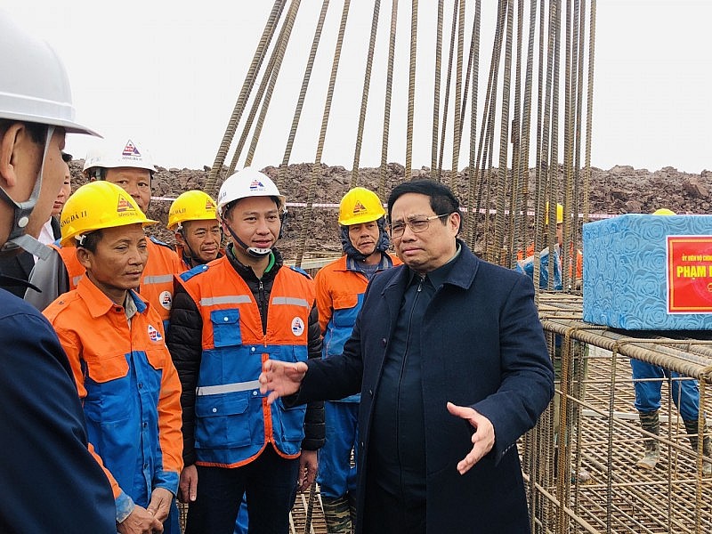 Thủ tướng Phạm Minh Chính kiểm tra thi công đường dây 500kV mạch 3 Quảng Trạch – Phố Nối