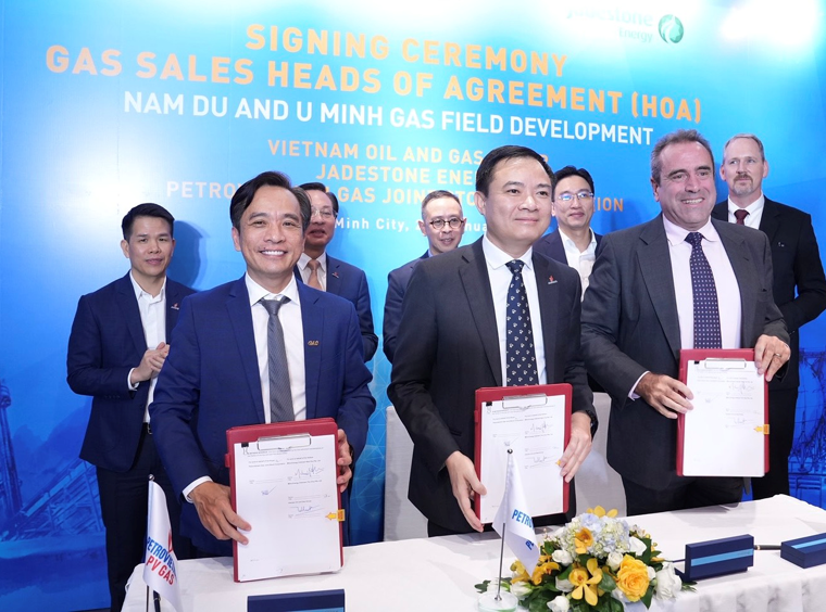 Ký kết thỏa thuận khung mua bán khí mỏ Nam Du – U Minh