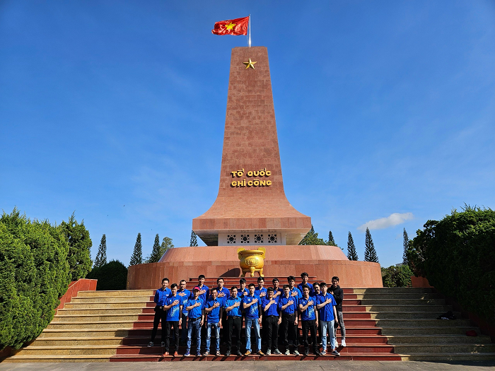 Đoàn cơ sở PC Gia Lai với các hoạt động ý nghĩa mừng Đảng, mừng Xuân Giáp Thìn
