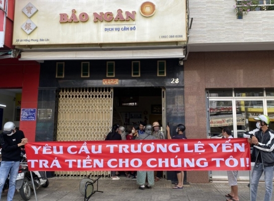 Lâm Đồng: Chủ tiệm cầm đồ tuyên bố “vỡ nợ”, người cho vay tiền lao đao
