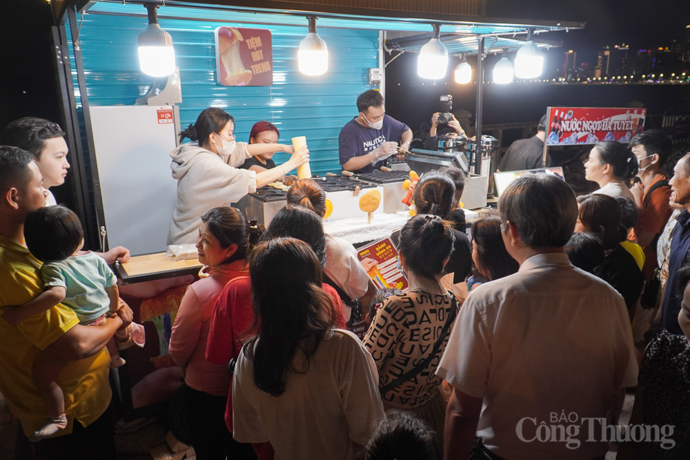 Khánh Hoà: Nghiên cứu bàn giao chợ đêm cho doanh nghiệp tổ chức