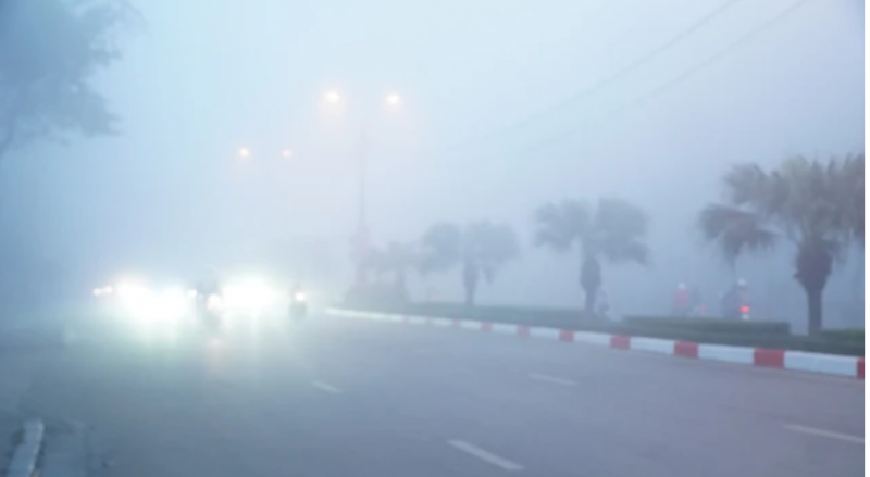 Sương mù dày đặc ngày Tết ông Công ông Táo: Ảnh hưởng nghiêm trọng tới sức khỏe