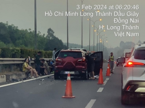 Tai nạn liên hoàn, cao tốc TP. Hồ Chí Minh – Long Thành - Dầu Giây ùn tắc kéo dài