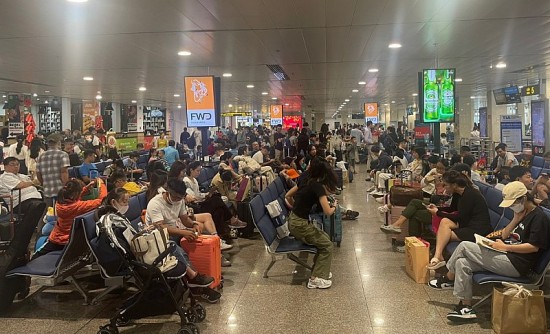 3 ngày đầu cao điểm Tết, 659 chuyến bay bị chậm giờ ở sân bay Tân Sơn Nhất