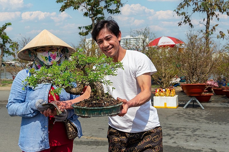 TP. Hồ Chí Minh: Khai mạc chợ hoa giá rẻ cho người lao động