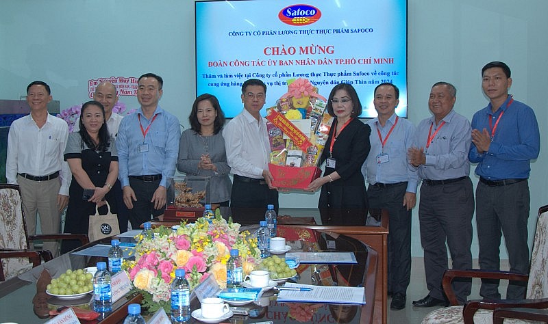 TP. Hồ Chí Minh: Doanh nghiệp cam kết đảm bảo cung ứng hàng hóa, bình ổn giá dịp Tết