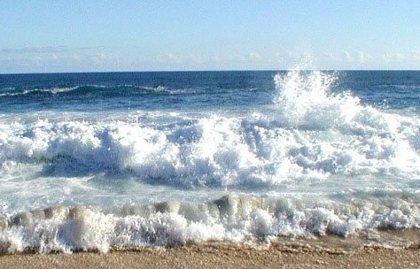 Dự báo thời tiết biển hôm nay 8/2/2024: Gió mạnh và sóng lớn trên biển