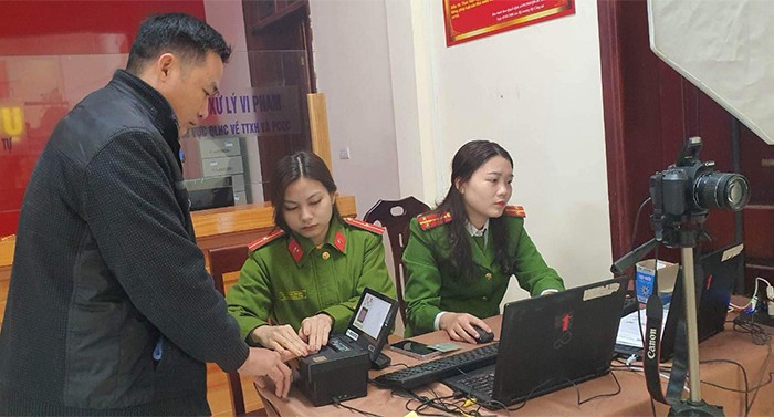 Hà Nội: Làm việc xuyên Tết để thu nhận hồ sơ cấp căn cước và tài khoản định danh điện tử