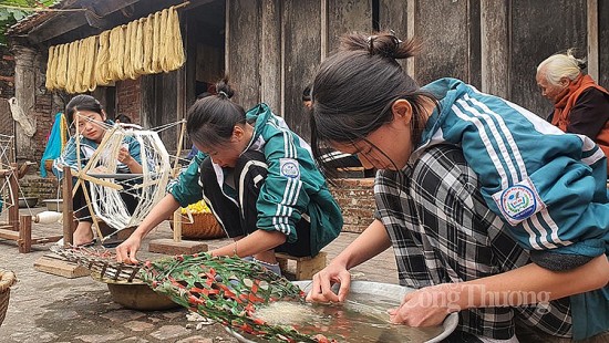 Thái Bình: Hồi sinh làng nghề dệt đũi Nam Cao