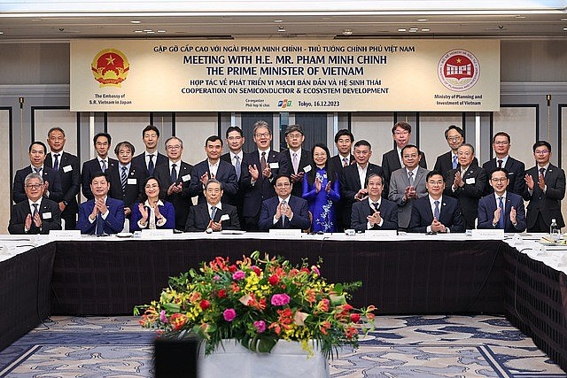 Thủ tướng gặp gỡ, làm việc với các tập đoàn, doanh nghiệp hàng đầu của Nhật Bản về hợp tác phát triển vi mạch bán dẫn và hệ sinh thái đi cùng - Ảnh: VGP/Nhật Bắc