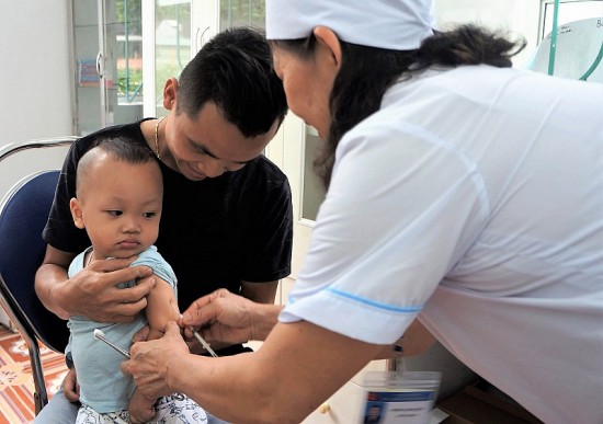 Sản xuất và xuất khẩu vaccine: Thêm cơ hội phòng bệnh chủ động cho người dân