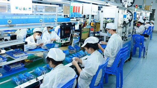 Hàng nghìn lao động làm việc xuyên Tết trong các Khu công nghiệp tại Bắc Giang