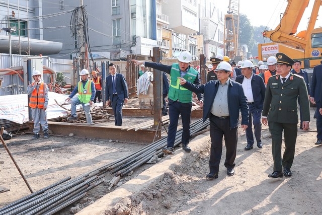 Thủ tướng kiểm tra, thúc đẩy tiến độ dự án đường sắt Nhổn - ga Hà Nội