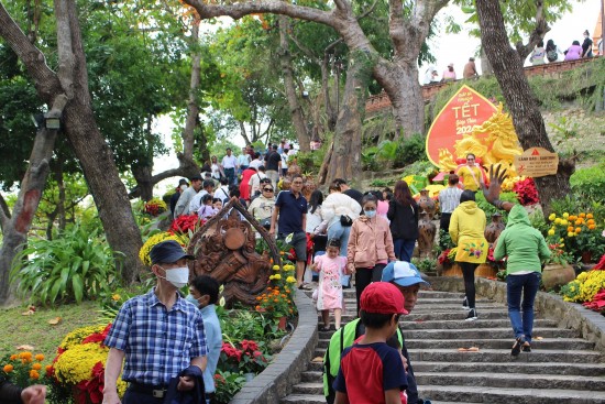 Du lịch Khánh Hoà thu hơn 877,5 tỷ đồng dịp Tết