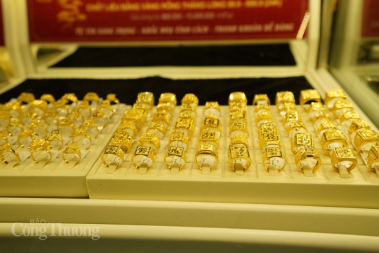 Giá vàng các loại quay đầu tăng nhẹ, vàng nhẫn 999.9 bán ra 69,79 triệu đồng/lượng