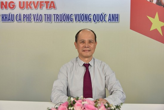 Nguyên Tham tán thương mại Nguyễn Cảnh Cường "hiến kế" xây dựng thương hiệu hàng Việt tại thị trường Anh