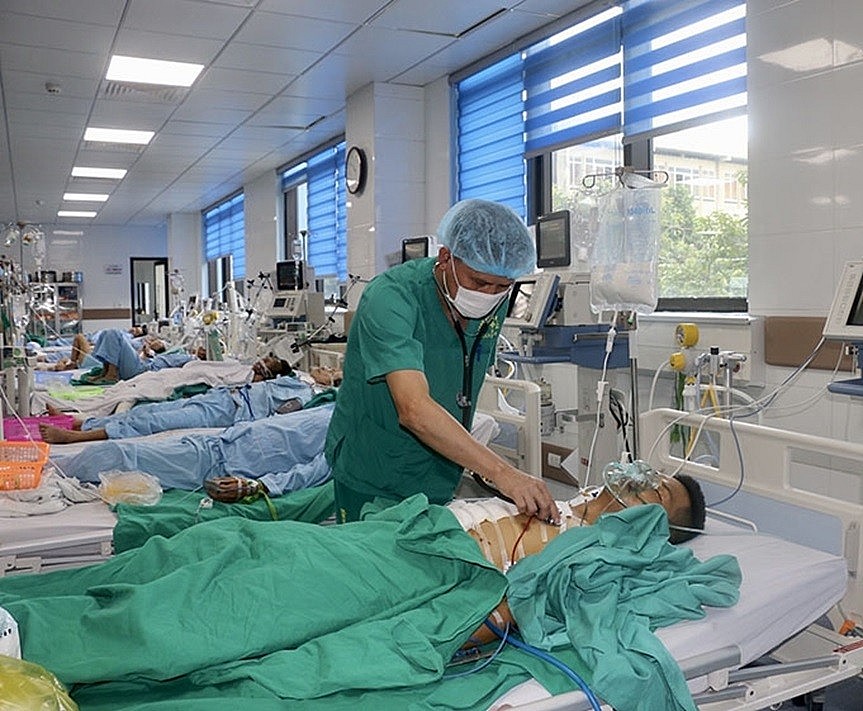 Bệnh viện Đa khoa tỉnh Thanh Hóa đạt nhiều thành tích, chăm sóc tốt sức khỏe nhân dân