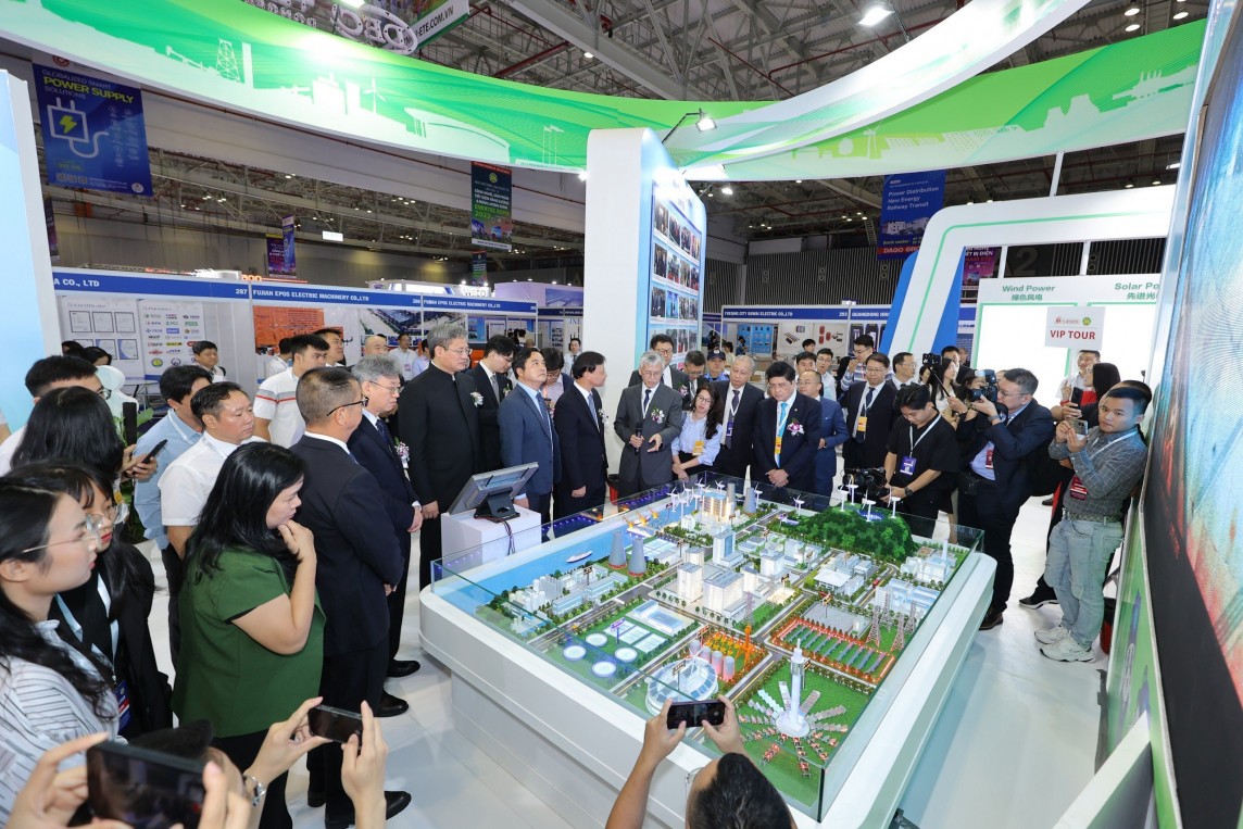Bùng nổ năng lượng tái tạo, năng lượng xanh – Tiềm năng và cơ hội lớn cho các doanh nghiệp Việt Nam.
