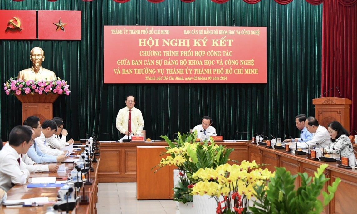 Bộ trưởng Bộ Khoa học và Công nghệ Huỳnh Thành Đạt phát biểu tại hội nghị