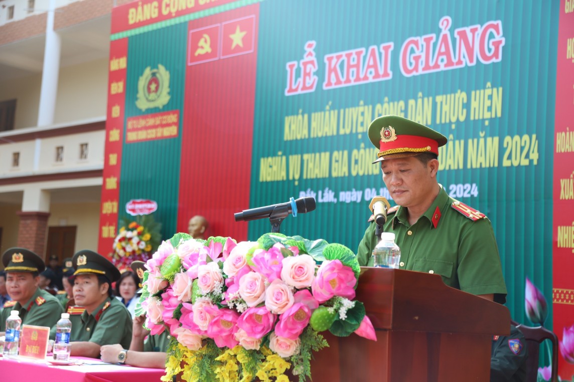 Đắk Lắk: Trung đoàn Cảnh sát cơ động Tây Nguyên tổ chức khóa huấn luyện quân năm 2024
