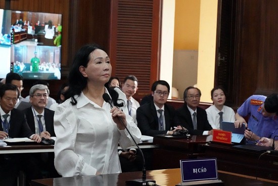 Xét xử vụ án Vạn Thịnh Phát: Bà Trương Mỹ Lan khai gì?