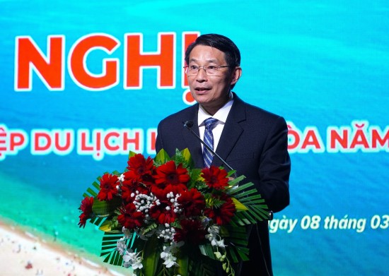 Khánh Hoà bàn giải pháp hút 9 triệu lượt khách lưu trú năm 2024