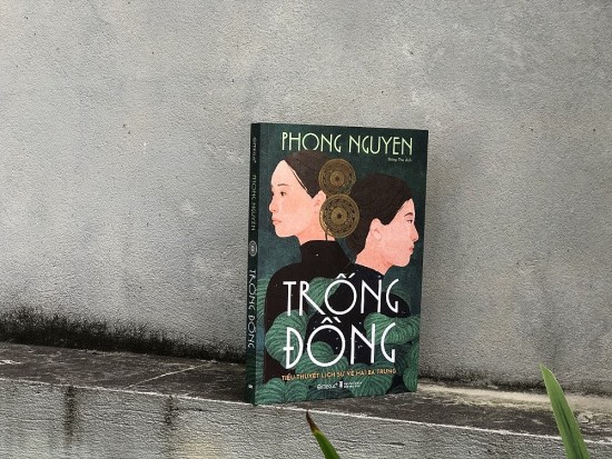 Giáo sư Mỹ gốc Việt ra mắt tiểu thuyết phác họa chân dung Hai Bà Trưng, bản tiếng Việt