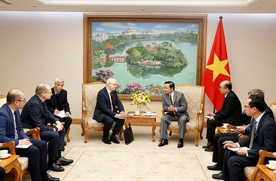 Phó Thủ tướng yêu cầu bảo đảm phù hợp khi triển khai dự án điện linh hoạt đầu tiên tại Việt Nam