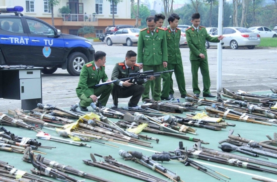 Lào Cai: Thu hồi hơn 400 súng tự chế và công cụ hỗ trợ