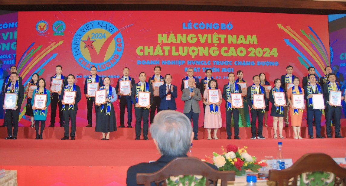Vinh danh 529 doanh nghiệp đạt danh hiệu Hàng Việt Nam chất lượng cao 2024