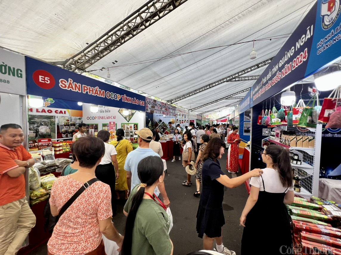 TP. Hồ Chí Minh: Hàng trăm sản phẩm OCOP hiện diện tại Hội Báo toàn quốc 2024