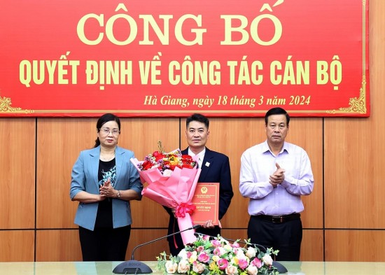 UBND tỉnh Hà Giang công bố Quyết định bổ nhiệm Giám đốc Sở Xây dựng