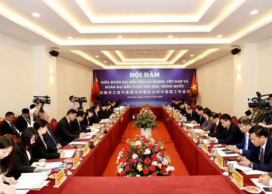 Tăng cường hợp tác giữa tỉnh Hà Giang (Việt Nam) - châu Văn Sơn (Trung Quốc)