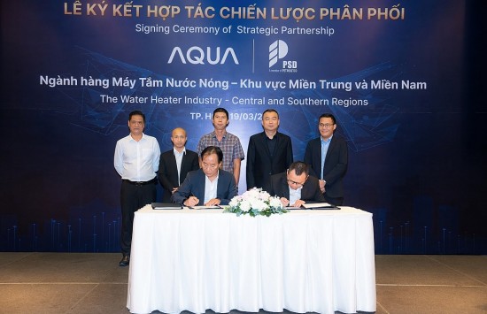 AQUA Việt Nam ký kết hợp tác với thành viên của Petrosetco về phân phối sản phẩm máy tắm nước nóng
