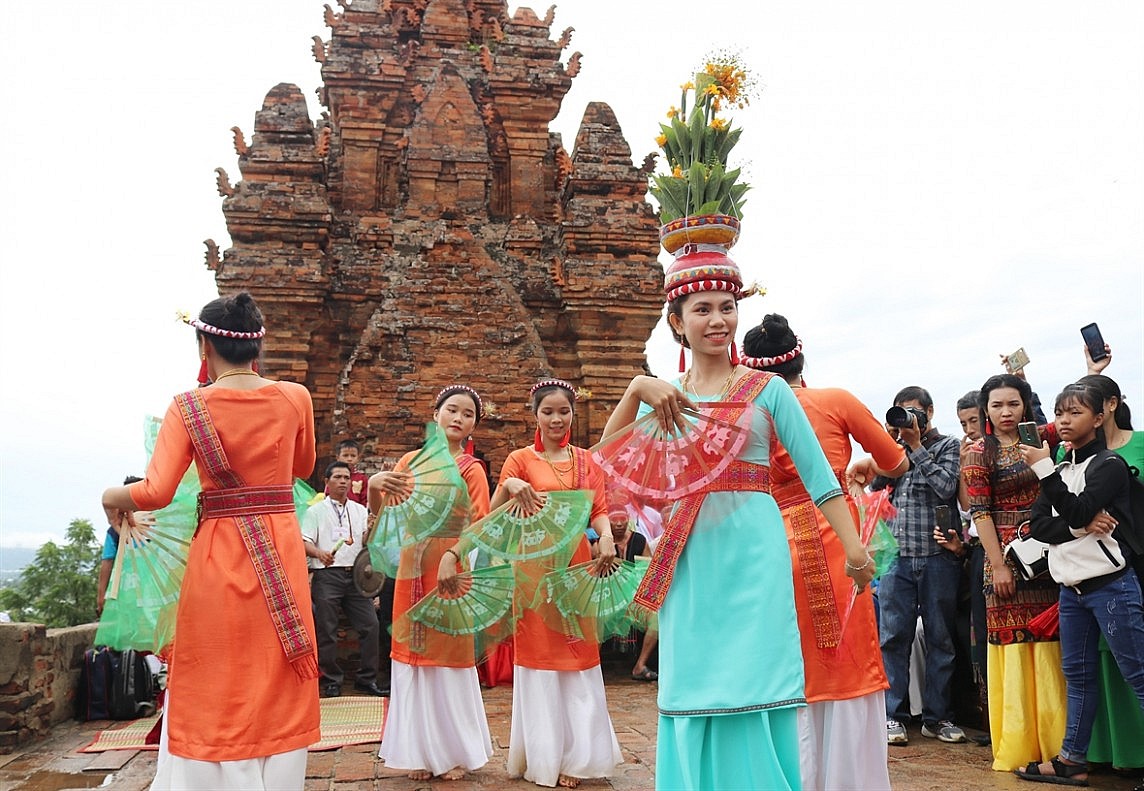 Ninh Thuận sắp tổ chức Ngày hội Văn hóa dân tộc Chăm năm 2024